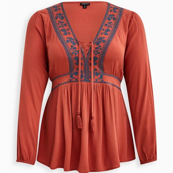 Torrid Babydoll Rayon Crepe Embroidered Lace-Up Top 4X - Picture 3 of 5